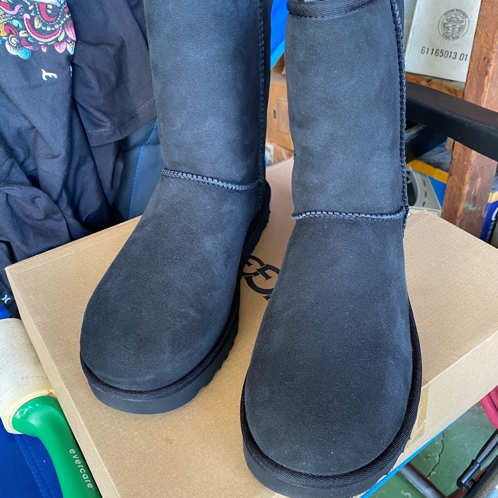 UGG Women's Classic Short II Boot